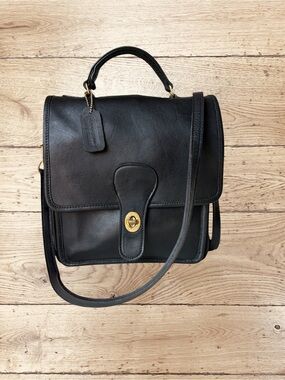 Vintage Coach Station Bag in black leather, Style No. 5130